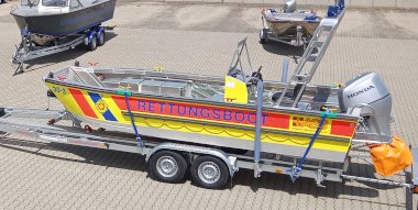 Rettungsboot auf Bootstrailer